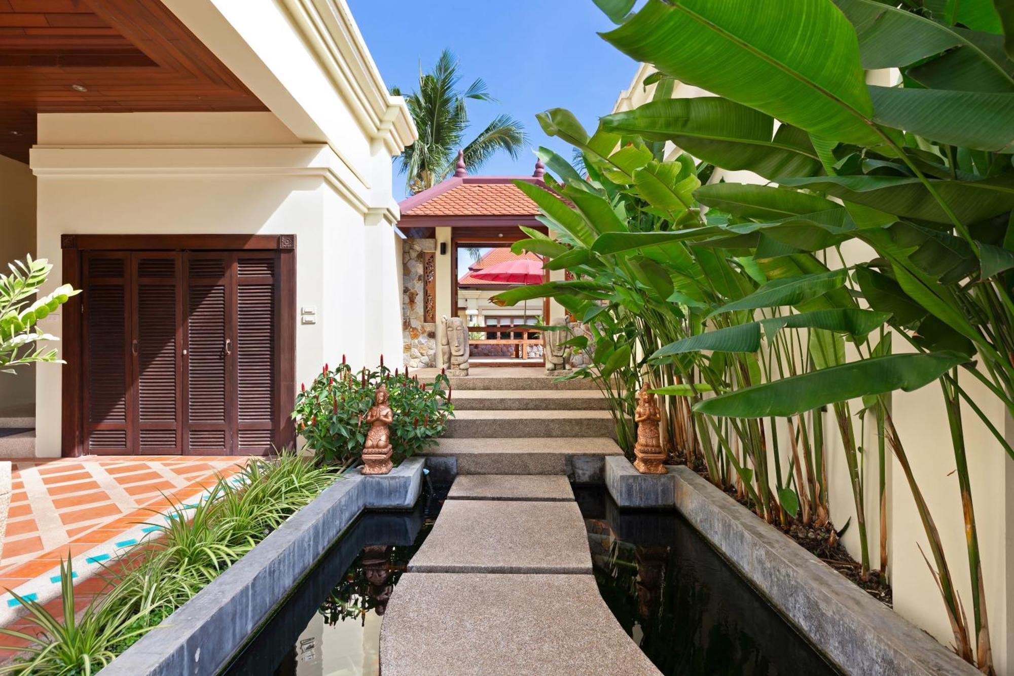 Extraordinary Courtyard 6Br Pool Villa Sri Suri, Naiharn Rawai Buitenkant foto
